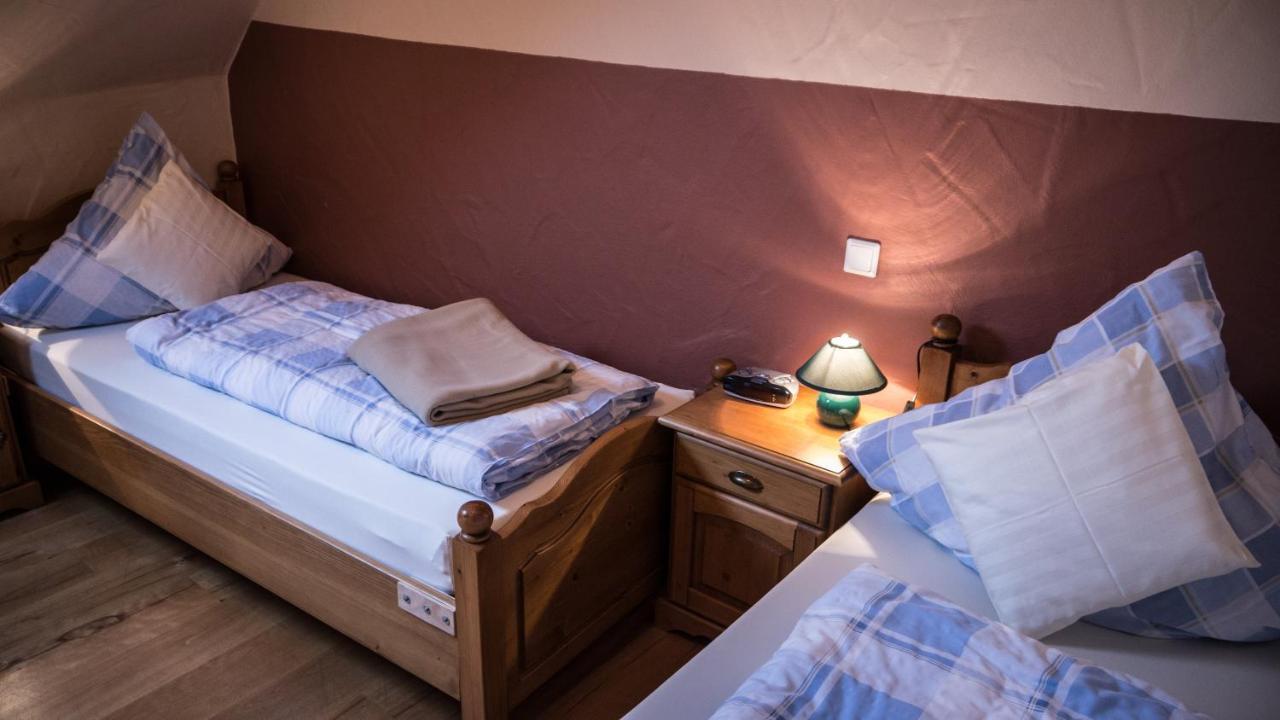 Ferienwohnung Zur Scheune Lind  Exterior foto