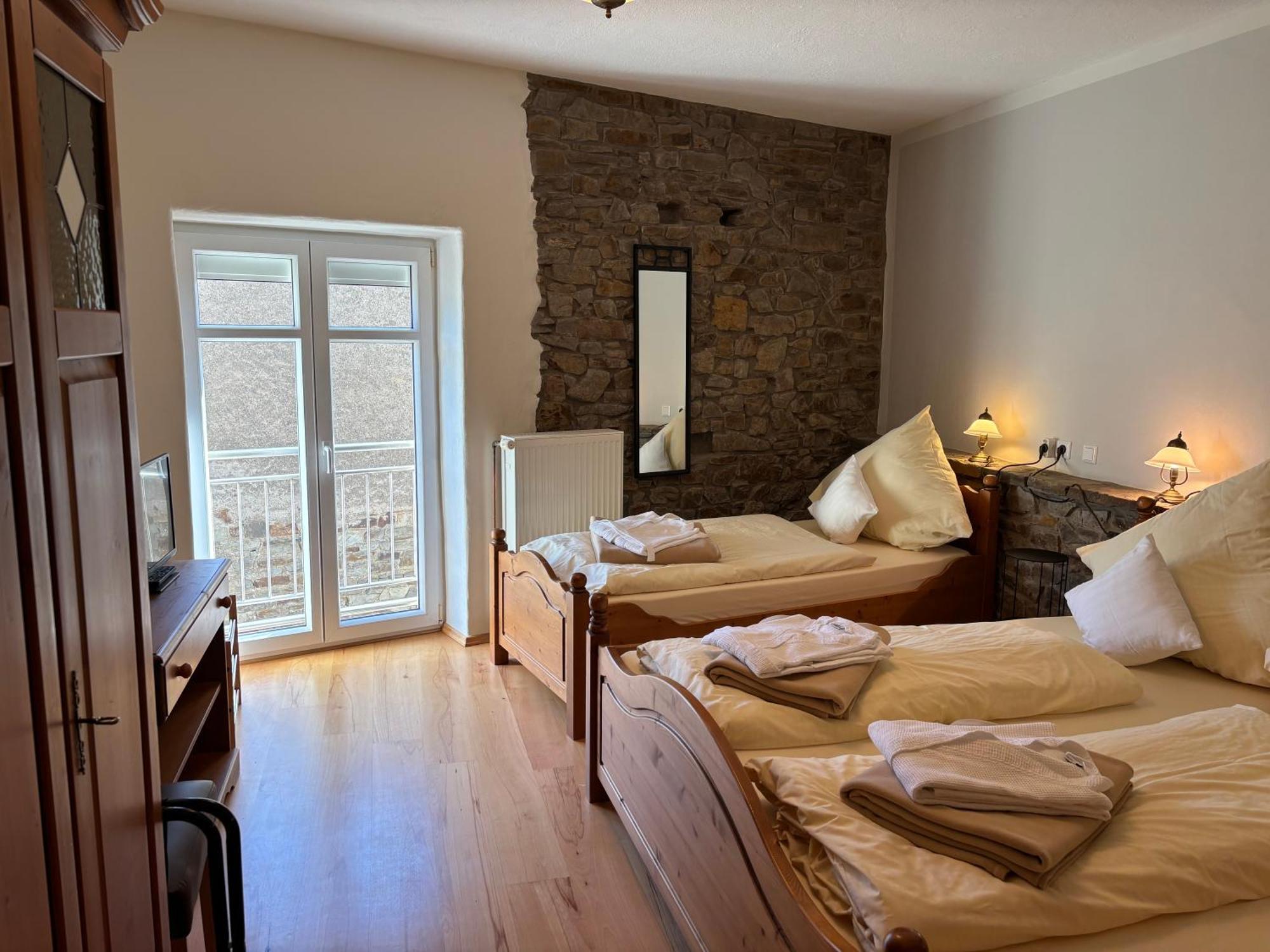 Ferienwohnung Zur Scheune Lind  Exterior foto
